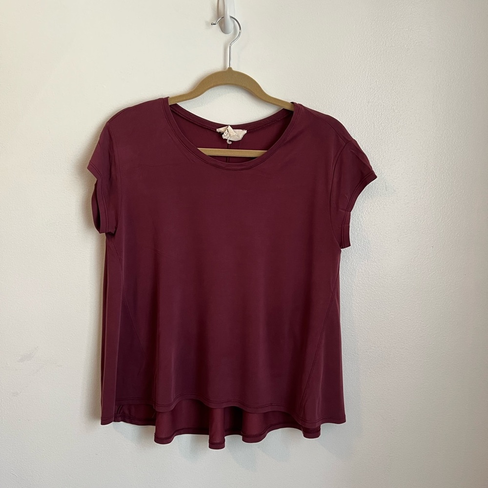 Sadie & Sage burgundy, short sleeve T-shirt